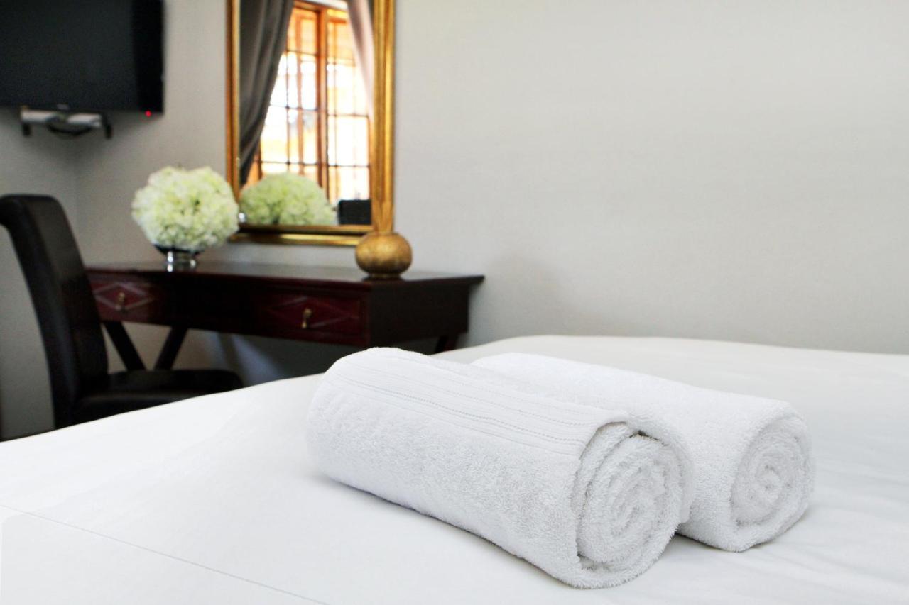 Belladona Guesthouse Mbombela ภายนอก รูปภาพ