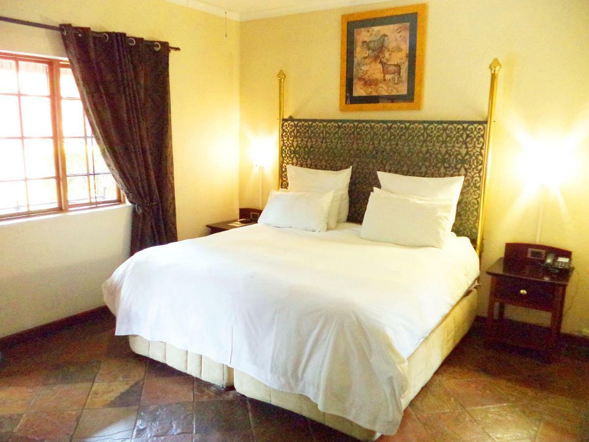 Belladona Guesthouse Mbombela ภายนอก รูปภาพ