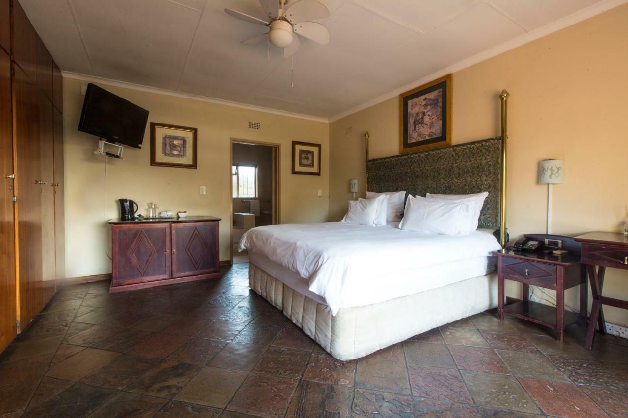 Belladona Guesthouse Mbombela ภายนอก รูปภาพ
