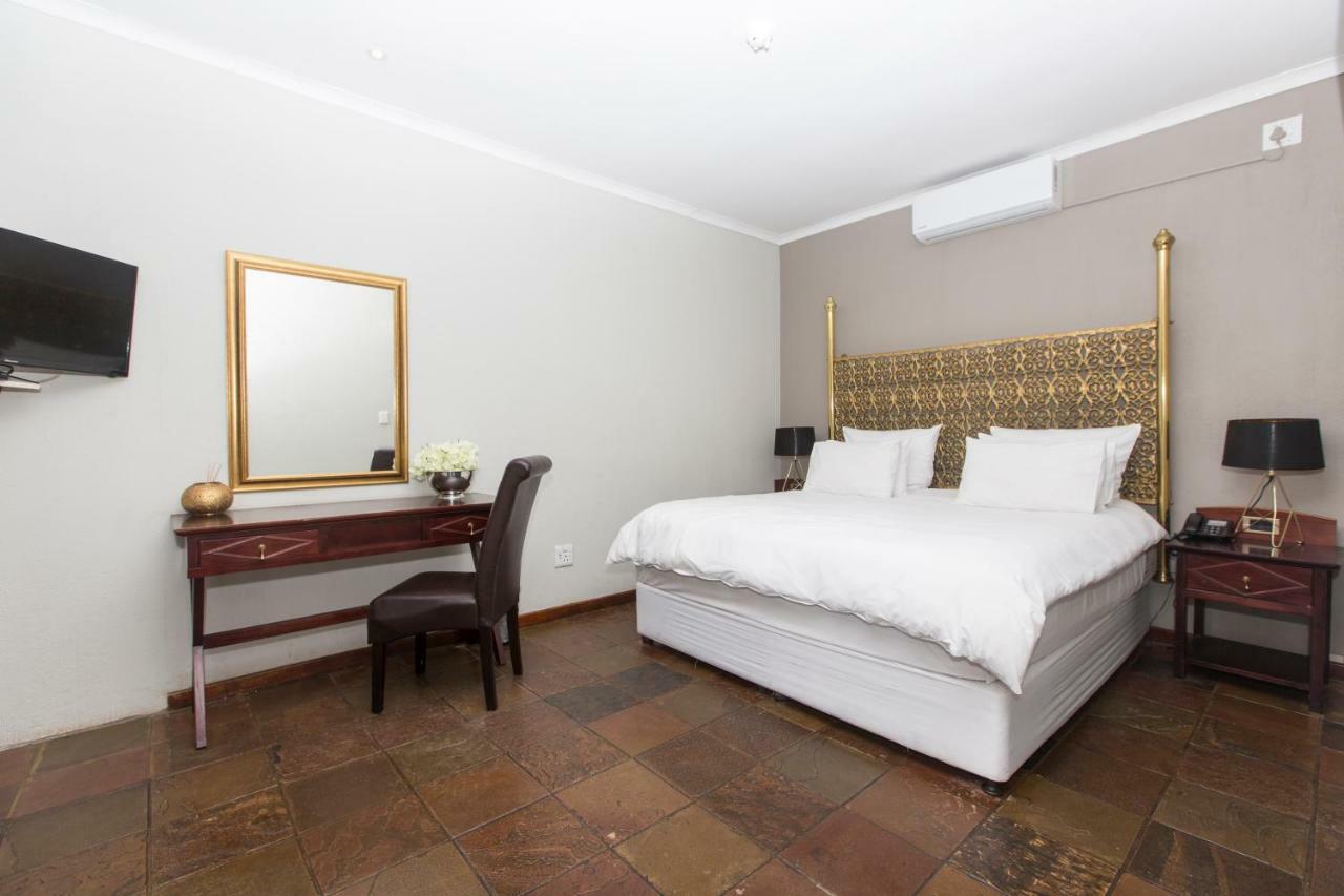 Belladona Guesthouse Mbombela ภายนอก รูปภาพ